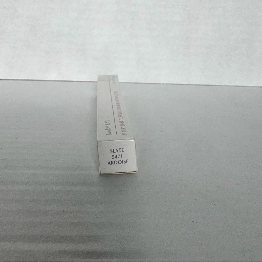 Discontinued NIB Mary Kay Luxury Liner Eye Pencil in 5471 Slate 0.01oz Makeup